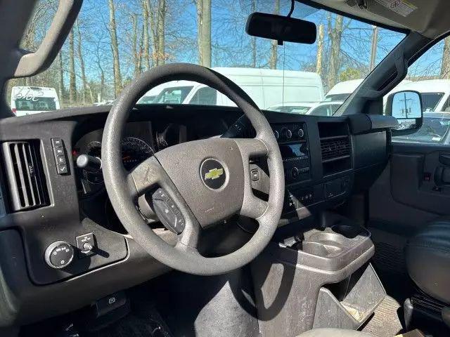 2020 Chevrolet Express Passenger RWD 3500 Extended Wheelbase LS