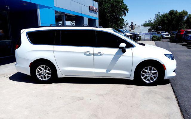 2021 Chrysler Voyager LXI