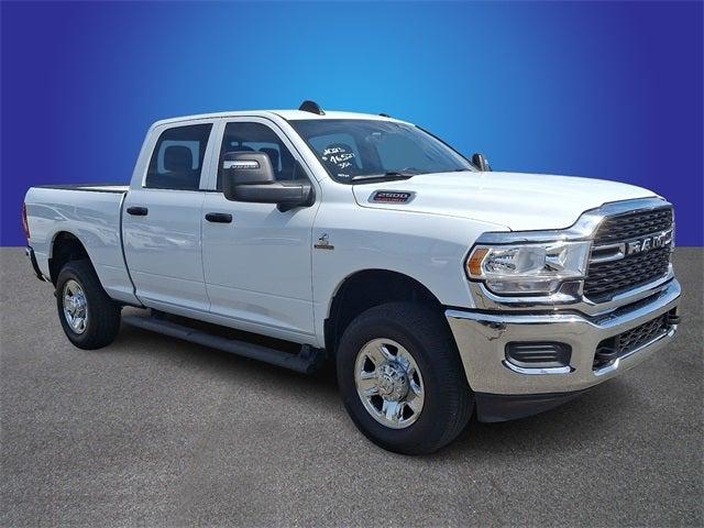 2023 RAM 2500 Tradesman Crew Cab 4x4 64 Box