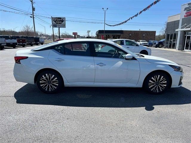 2023 Nissan Altima SV FWD