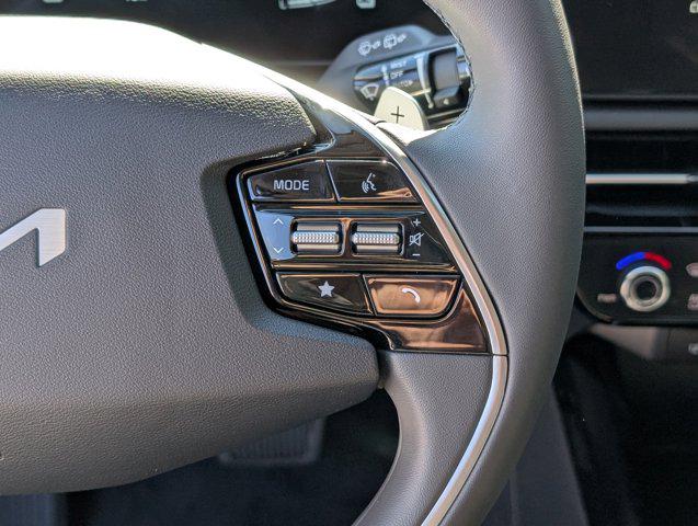 2025 Kia Niro EX