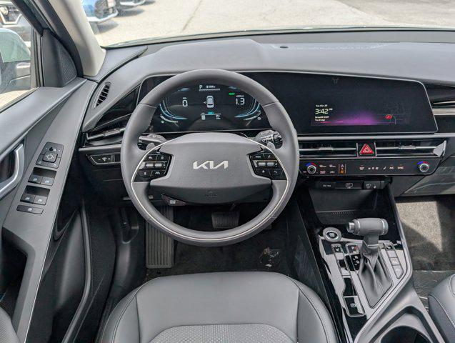 2025 Kia Niro EX