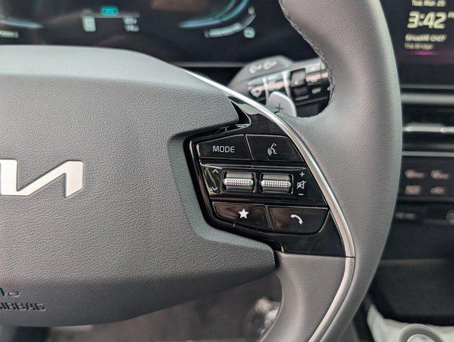 2025 Kia Niro EX