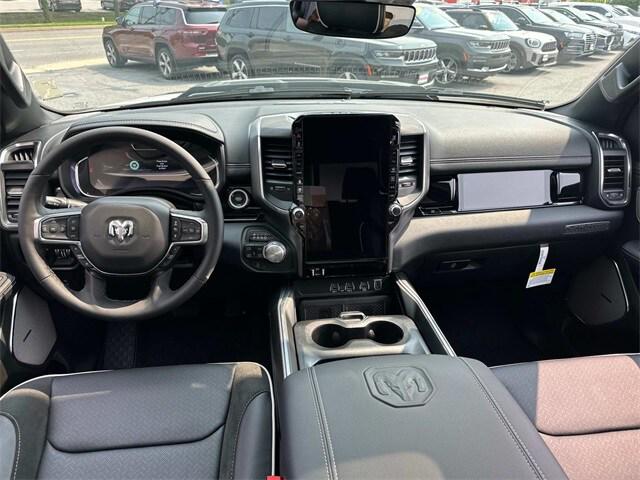 2025 RAM Ram 1500 RAM 1500 LARAMIE CREW CAB 4X4 64 BOX