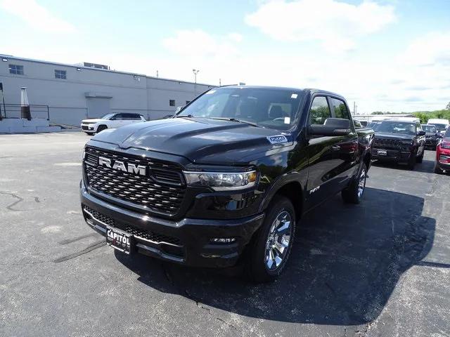 2025 RAM Ram 1500 RAM 1500 BIG HORN CREW CAB 4X4 57 BOX