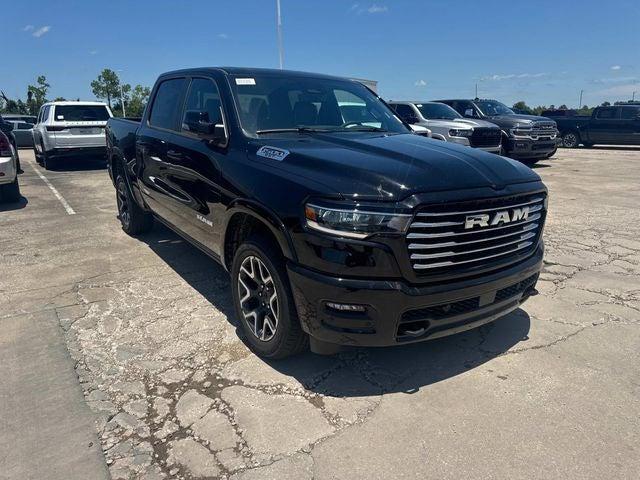 2025 RAM Ram 1500 RAM 1500 LARAMIE CREW CAB 4X2 57 BOX