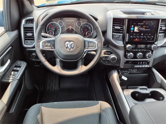 2025 RAM Ram 1500 RAM 1500 BIG HORN CREW CAB 4X4 64 BOX