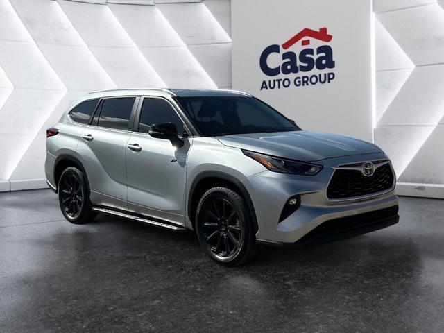 2023 Toyota Highlander XLE for sale in El Paso, TX