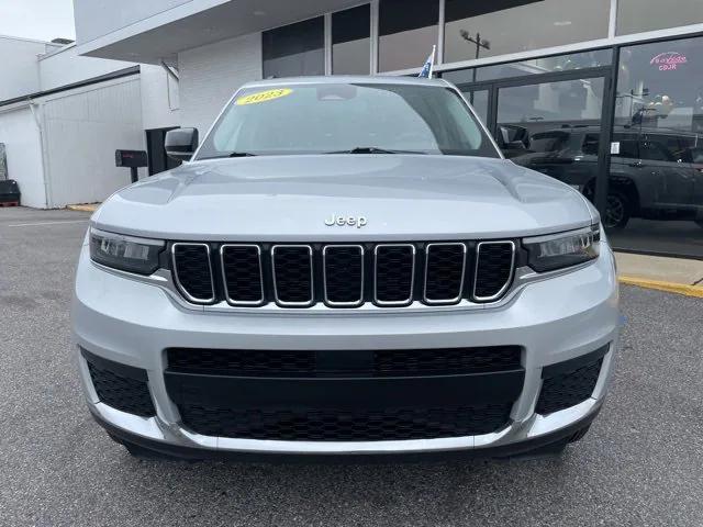 2023 Jeep Grand Cherokee L Laredo 4x4