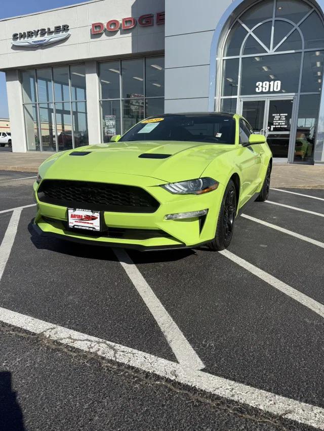 2020 Ford Mustang EcoBoost Premium Fastback
