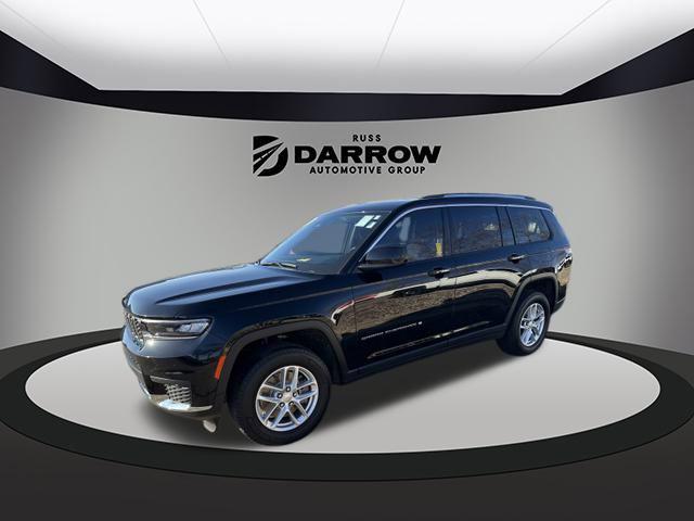2022 Jeep Grand Cherokee L Laredo 4x4