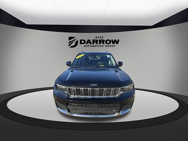 2022 Jeep Grand Cherokee L Laredo 4x4