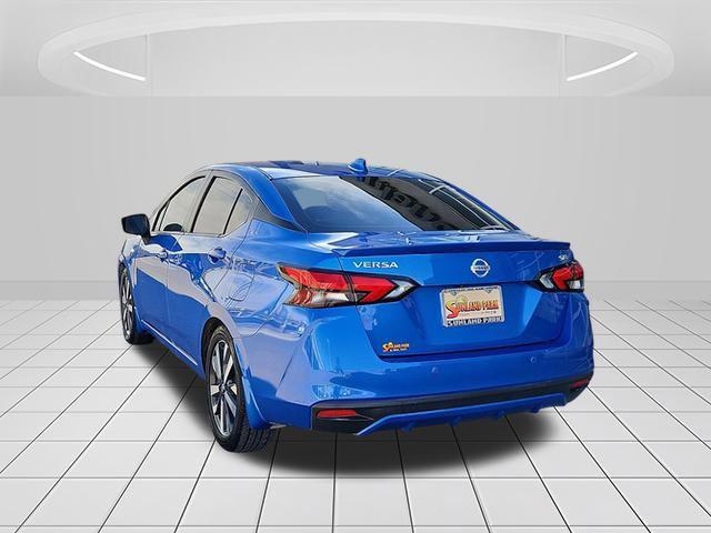 2021 Nissan Versa SR Xtronic CVT