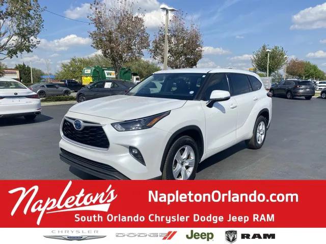 2022 Toyota Highlander Hybrid LE