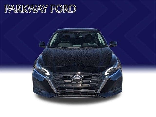 2023 Nissan Altima SV FWD
