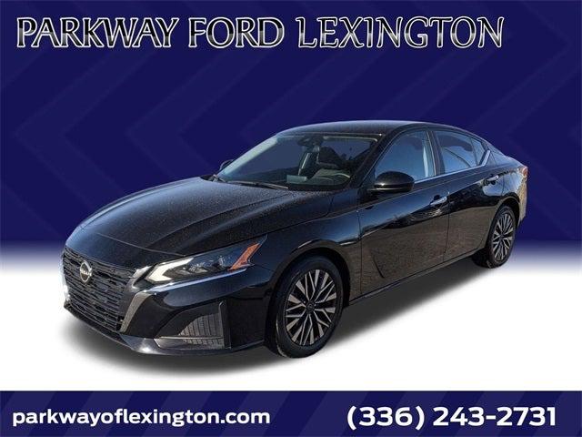 2023 Nissan Altima SV FWD