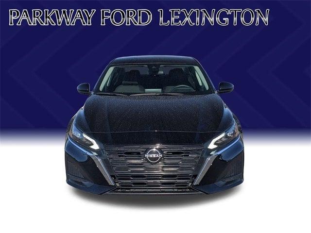2023 Nissan Altima SV FWD