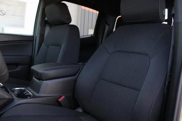 2025 GMC Canyon 2WD Elevation