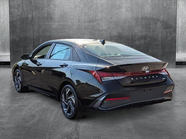 2025 Hyundai Elantra Hybrid SEL Sport