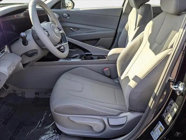 2025 Hyundai Elantra Hybrid SEL Sport