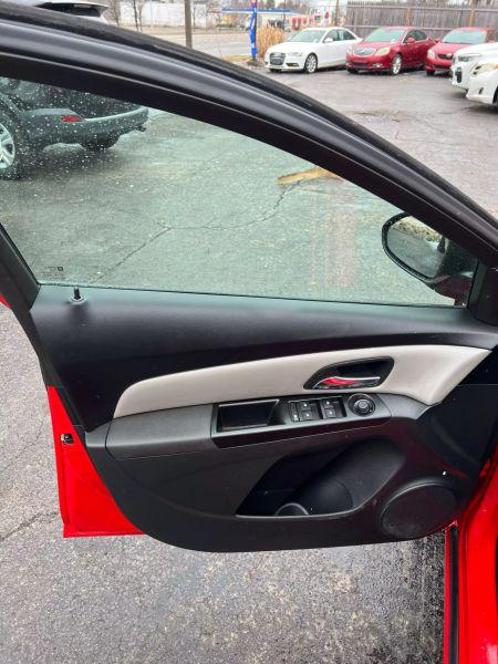 2014 Chevrolet Cruze LS Auto