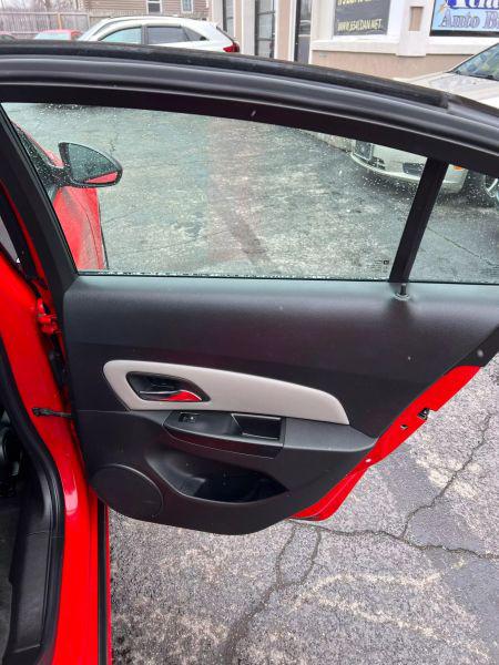 2014 Chevrolet Cruze LS Auto
