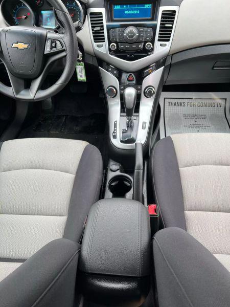 2014 Chevrolet Cruze LS Auto
