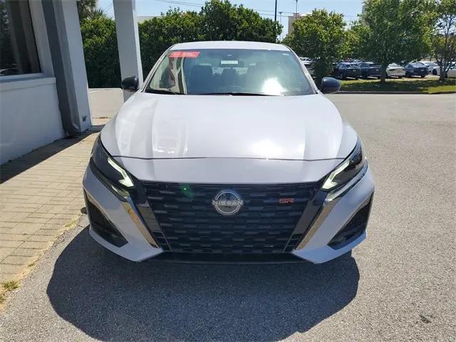 2023 Nissan Altima SR FWD