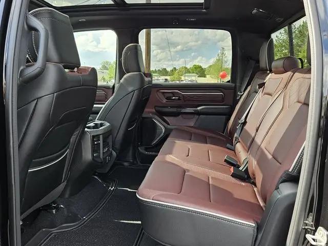 2025 Ram 1500 Limited Crew Cab 4x4 5'7" Box