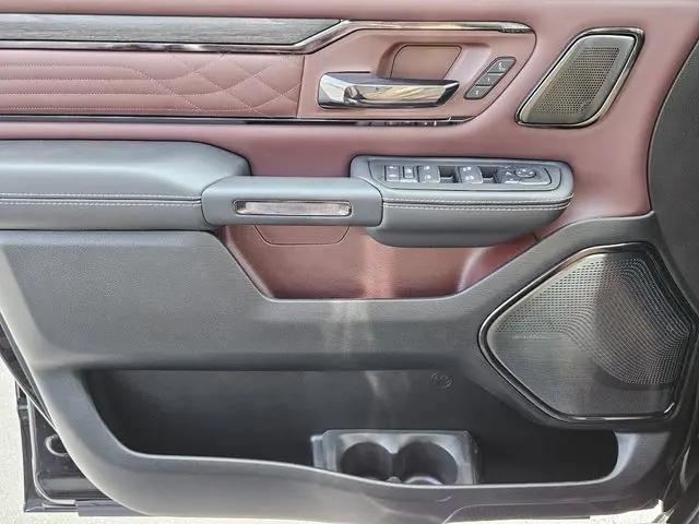 2025 Ram 1500 Limited Crew Cab 4x4 5'7" Box