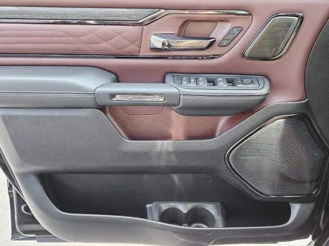2025 Ram 1500 Limited Crew Cab 4x4 57 Box