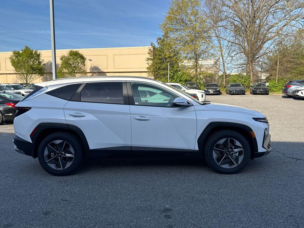 2025 Hyundai Tucson SEL Convenience photo 3