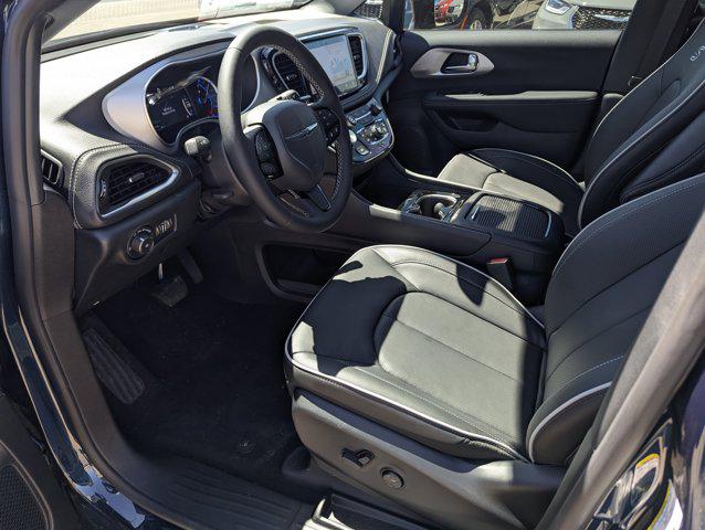 New 2025 Chrysler Pacifica Hybrid For Sale in Tucson, AZ