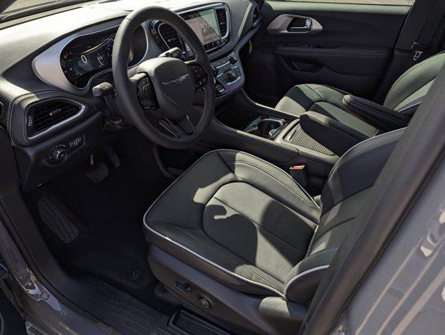 New 2025 Chrysler Pacifica Hybrid For Sale in Tucson, AZ