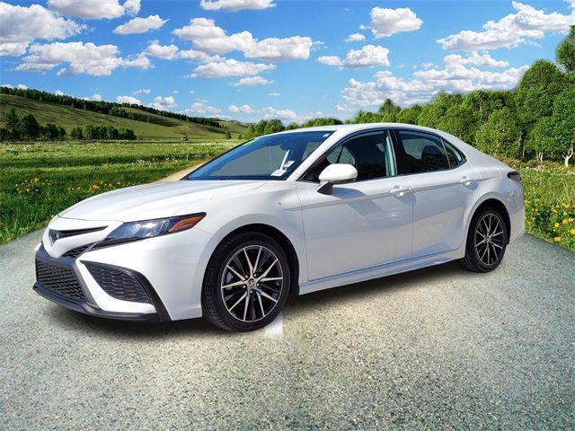 2022 Toyota Camry SE