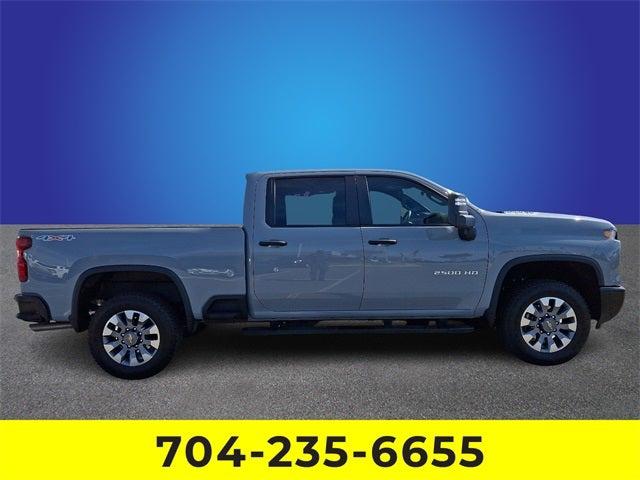 2024 Chevrolet Silverado 2500HD 4WD Crew Cab Standard Bed Custom