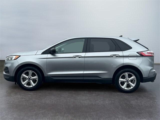 2020 Ford Edge SE