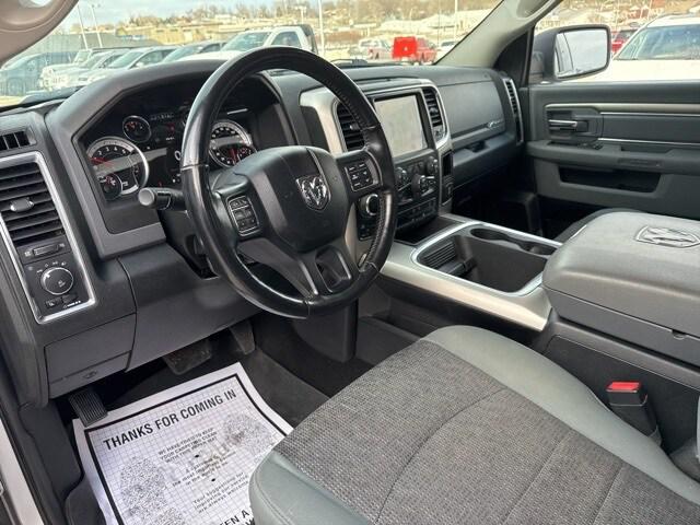 2017 RAM 1500 Big Horn Crew Cab 4x4 57 Box