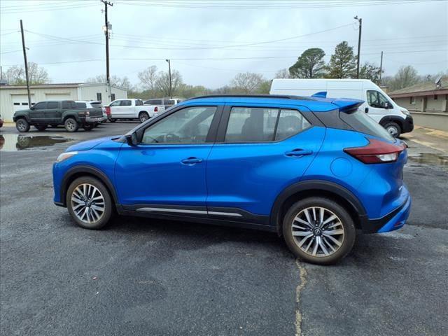 2024 Nissan Kicks SR