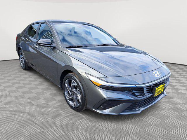 2025 Hyundai Elantra Hybrid SEL Sport