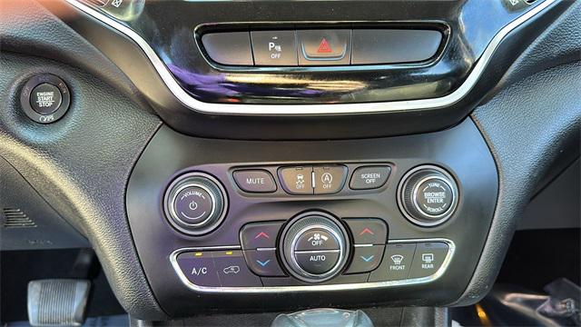 Used 2019 Jeep Cherokee For Sale in Waterford Twp, MI