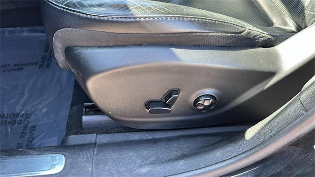 Used 2019 Jeep Cherokee For Sale in Waterford Twp, MI