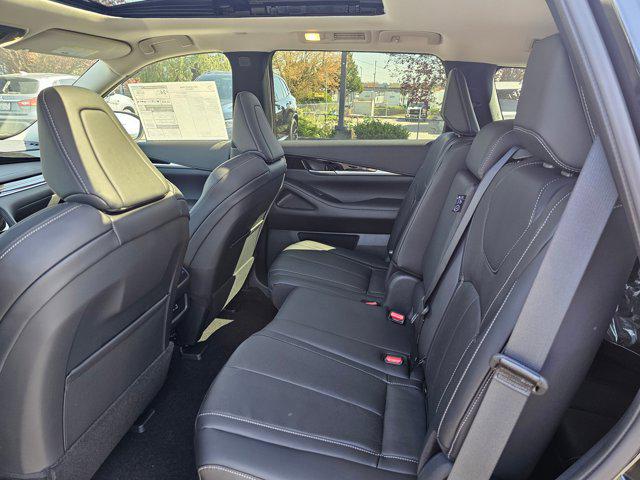 2025 INFINITI QX60 PURE AWD