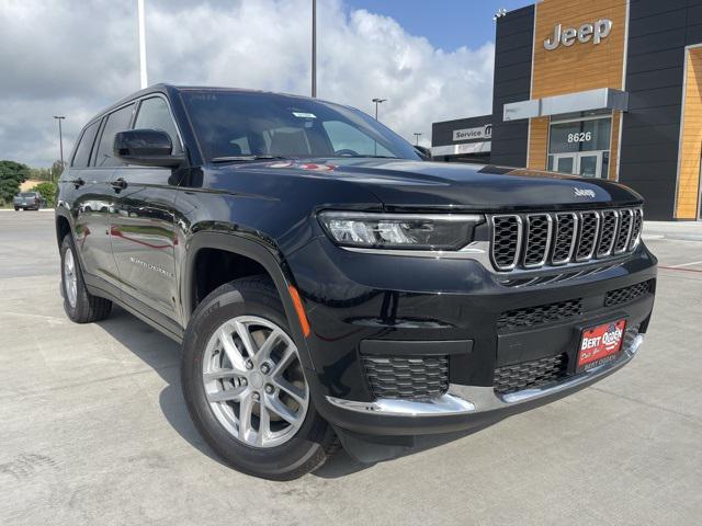 2025 Jeep Grand Cherokee GRAND CHEROKEE L LAREDO X 4X2
