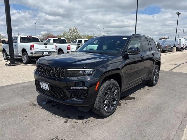 2025 Jeep Grand Cherokee GRAND CHEROKEE SUMMIT RESERVE 4X4