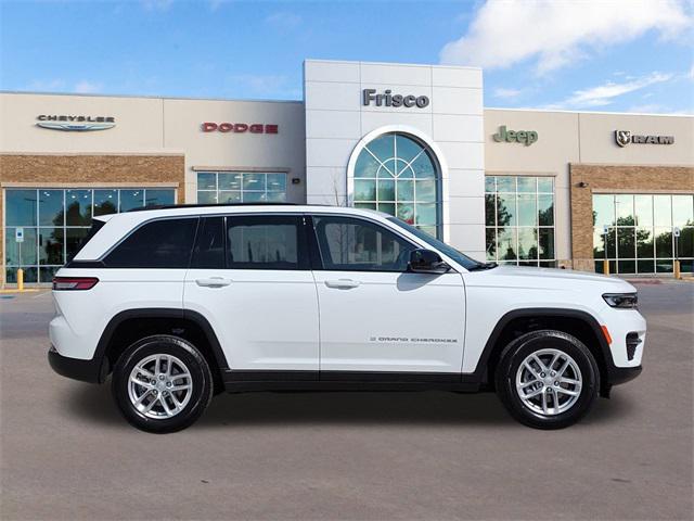 2025 Jeep Grand Cherokee GRAND CHEROKEE LAREDO X 4X2
