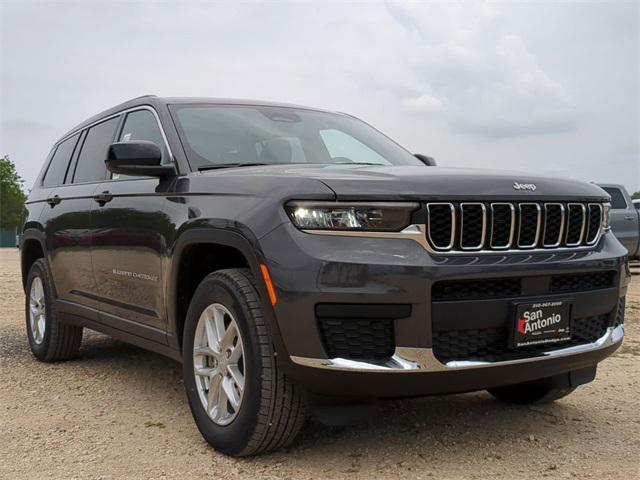 2025 Jeep Grand Cherokee GRAND CHEROKEE L LAREDO X 4X4