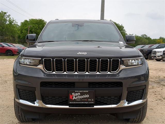 2025 Jeep Grand Cherokee GRAND CHEROKEE L LAREDO X 4X4