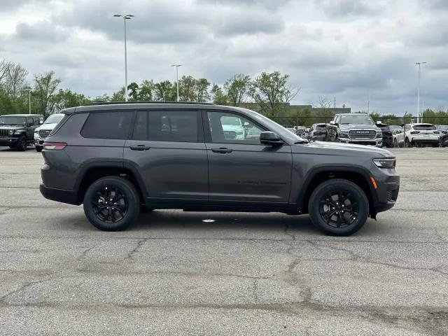 2025 Jeep Grand Cherokee GRAND CHEROKEE L ALTITUDE X 4X4