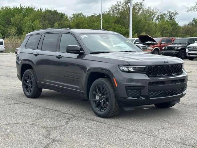 2025 Jeep Grand Cherokee GRAND CHEROKEE L ALTITUDE X 4X4